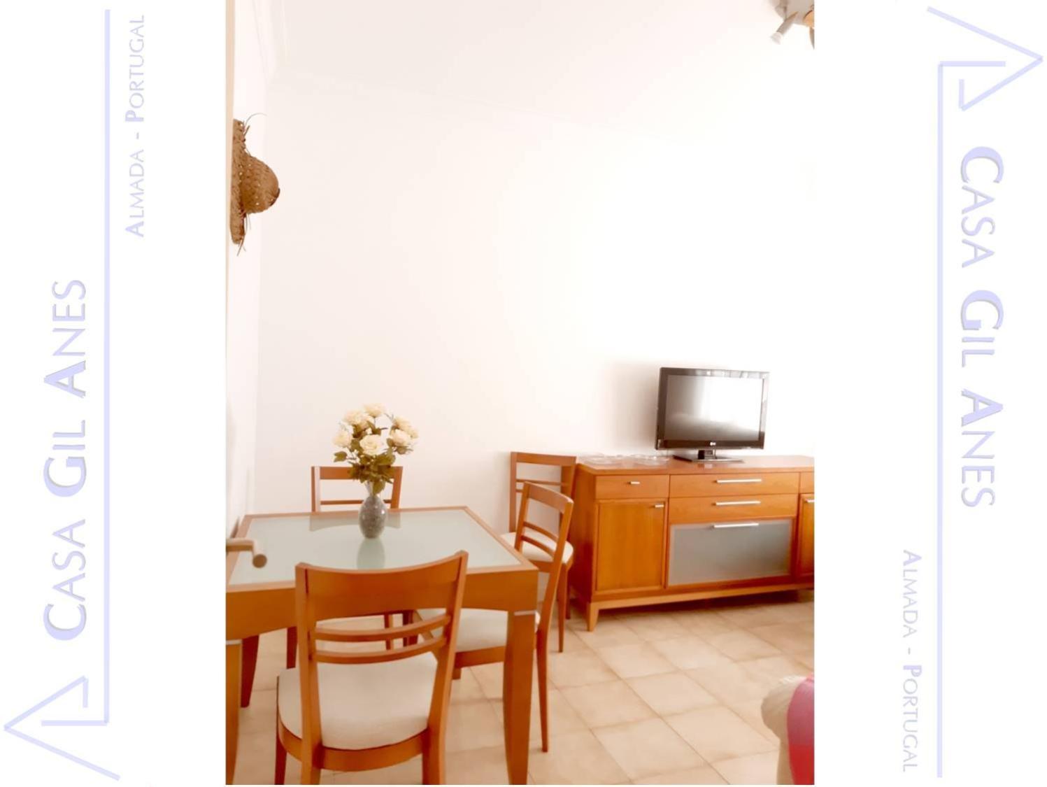 Casa Gil Anes Apartment Almada Exterior photo