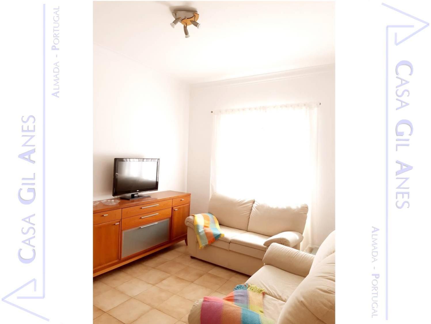 Casa Gil Anes Apartment Almada Exterior photo